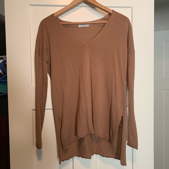 Babaton Erin Sweater - Picture 2 of 2